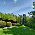 Camping Zátoka živohošť - *